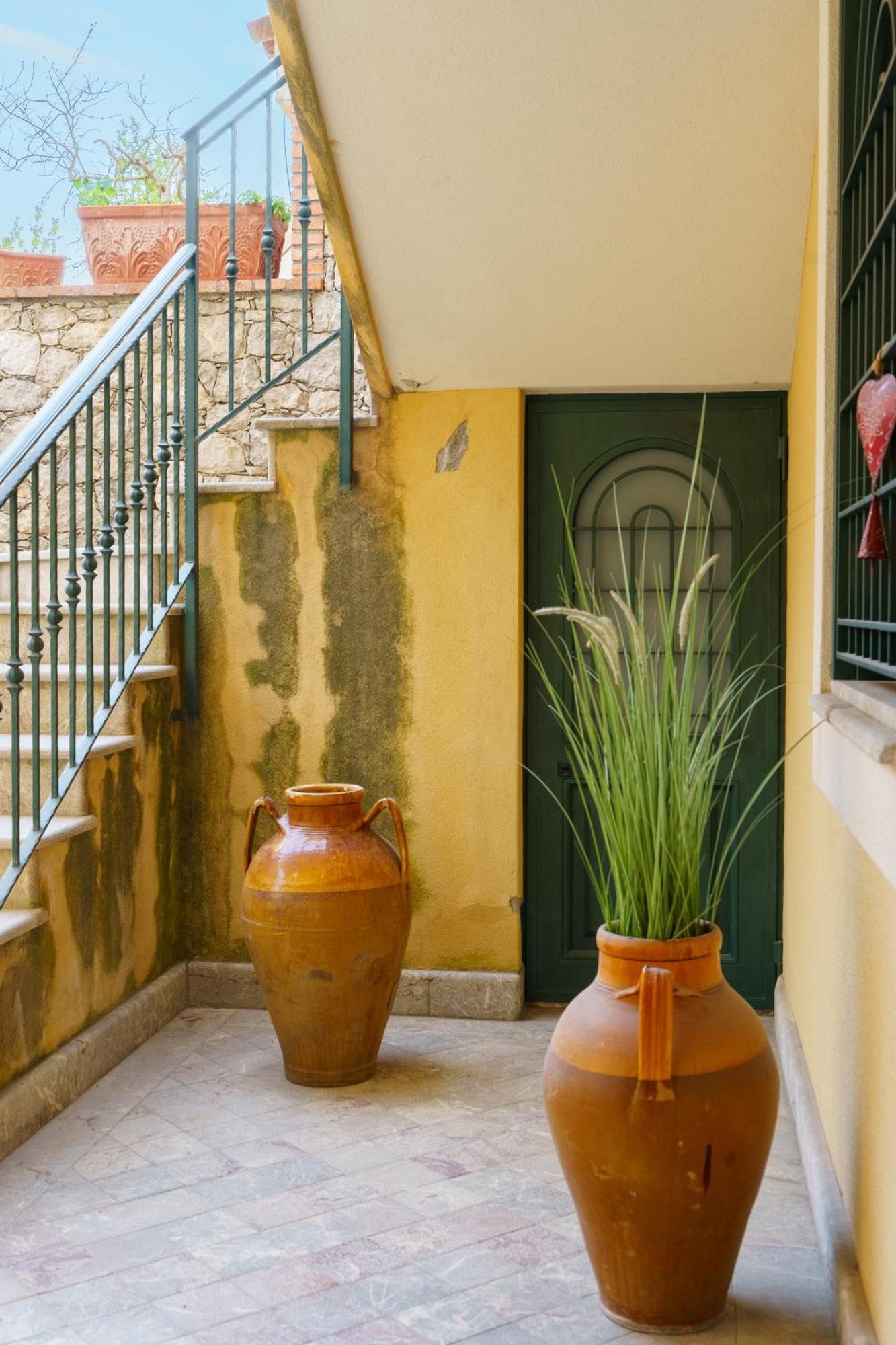 Taorminapartments エクステリア 写真